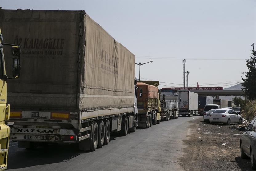 Sınırda 5 kilometrelik TIR kuyruğu