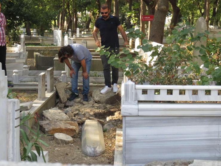 İçerenköy mezarlığında şoke eden olay