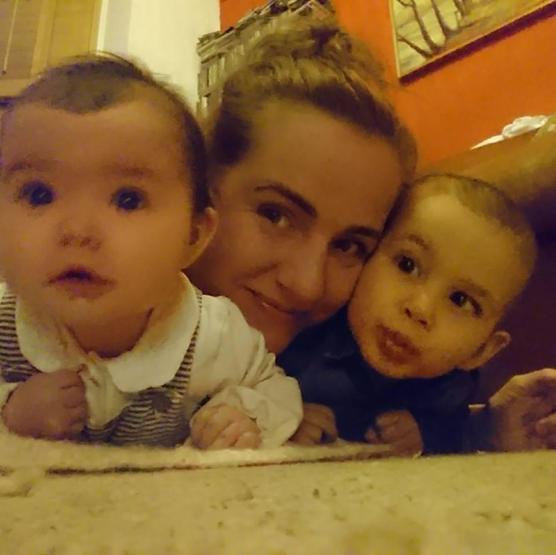 Gözündeki değişimi fark etti, çocuğunun hayatını kurtardı