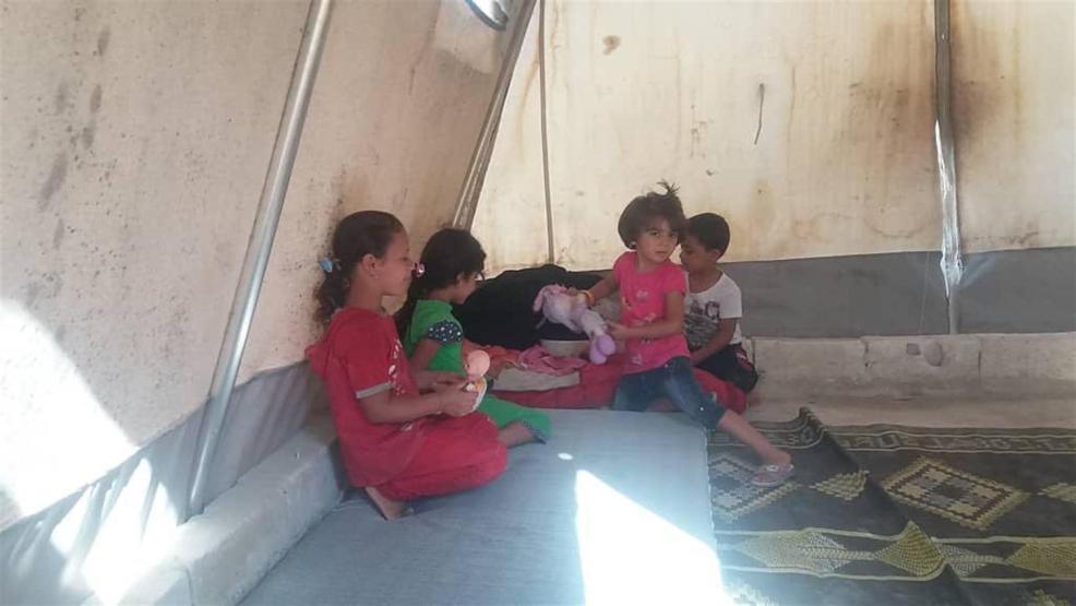 İdlibden kaçan 2 bin kişi, sınırdaki çadırlara yerleştirildi