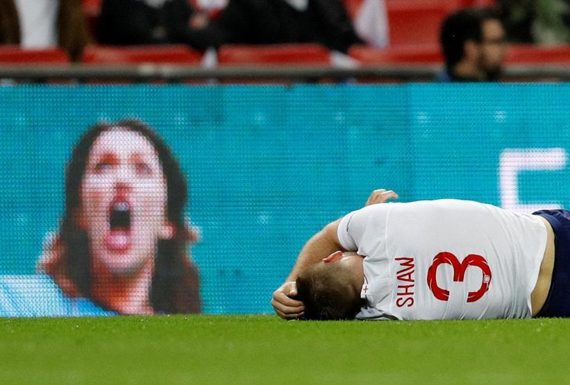 İngiltere - İspanya maçında Luke Shaw bilincini kaybetti