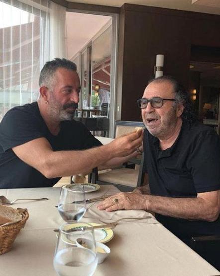 Cem Yılmaz: Kemal’e mikrofon uzatmayın