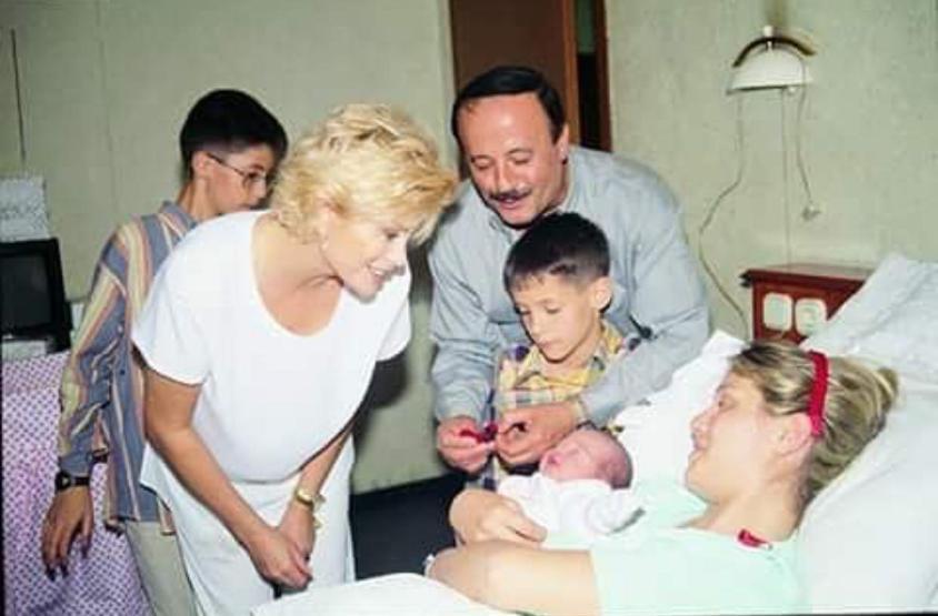 Ajda Pekkan ve Selami Şahinin film gibi hikayesi şaşırttı
