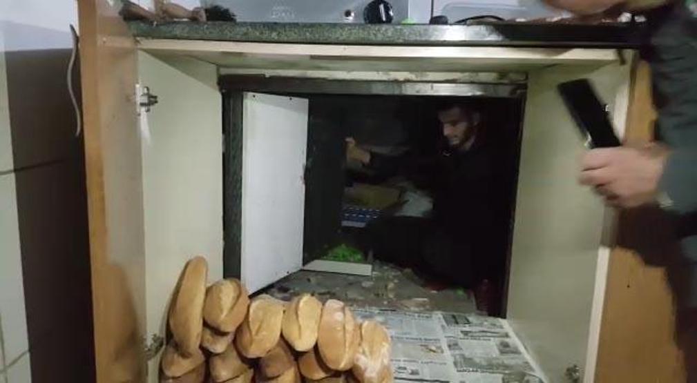 Tombala makinesini ekmek dolabına saklamışlar
