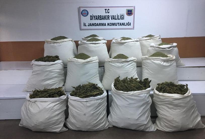 Diyarbakırda PKKnın finans kaynağına büyük darbe