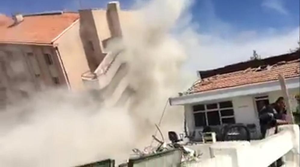 Eski devlet hastanesi böyle yıkıldı