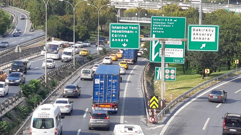 Atatürk Havalimanından yola çıkan 20 TIR Yeni Havalimanına ulaştı