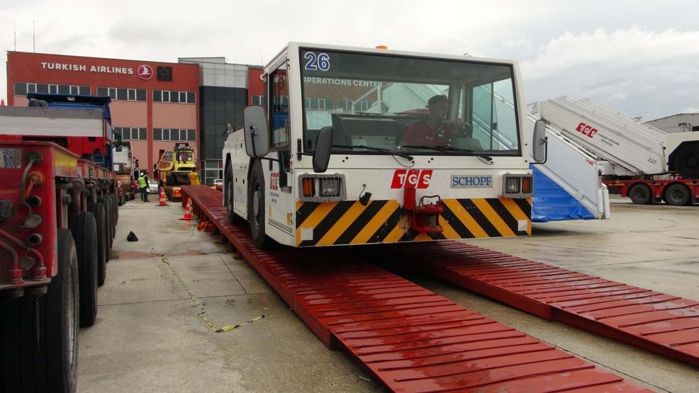 Atatürk Havalimanından yola çıkan 20 TIR Yeni Havalimanına ulaştı