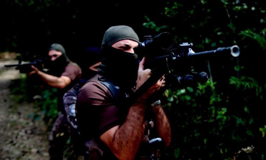 PKKlılara ayakkabılarını giyme fırsatı bile vermediler