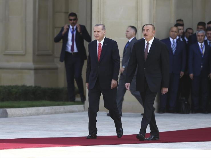 Cumhurbaşkanı Erdoğan Azerbaycanda: Baküde sıcak kucaklaşma