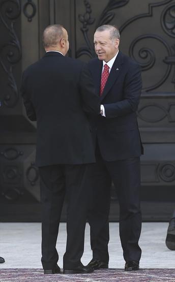 Cumhurbaşkanı Erdoğan Azerbaycanda: Baküde sıcak kucaklaşma
