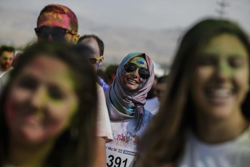 Ankaralılar renkli koşu festivalinde doyasıya eğlendi