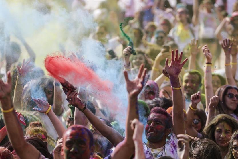 Ankaralılar renkli koşu festivalinde doyasıya eğlendi