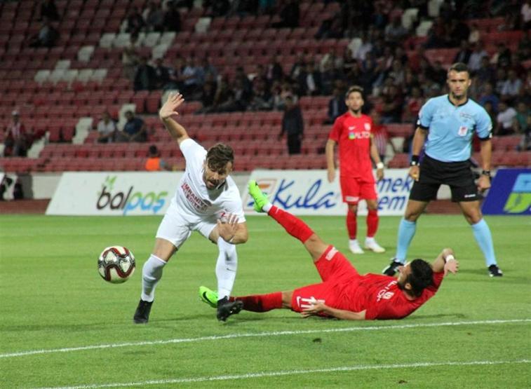 Balıkesirspor-Ümraniyespor maçı iptal edildi