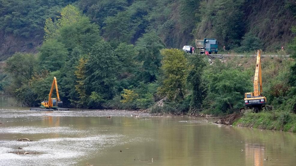 Sera Gölünde temizlik başladı