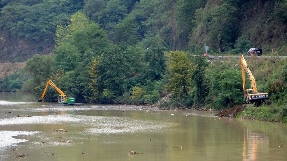 Sera Gölünde temizlik başladı