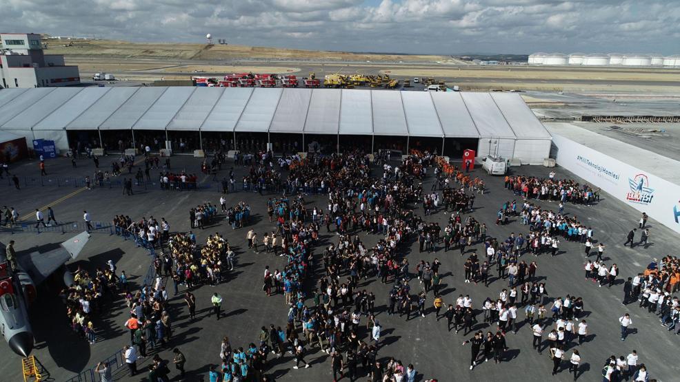 TEKNOFEST kapılarını açtı