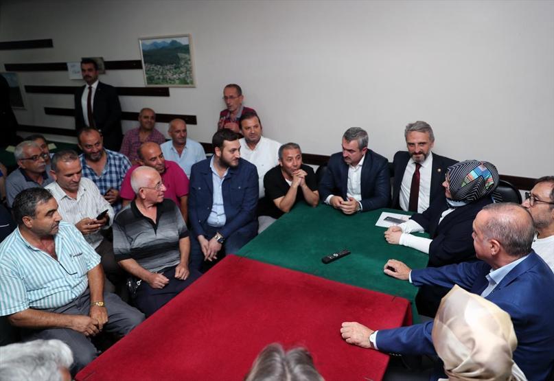 Cumhurbaşkanı Erdoğandan Kasımpaşa ziyareti