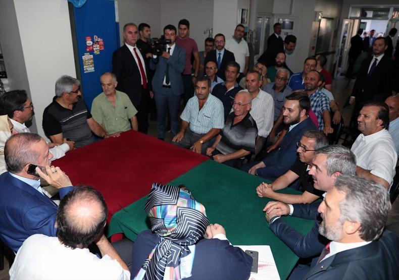 Cumhurbaşkanı Erdoğandan Kasımpaşa ziyareti