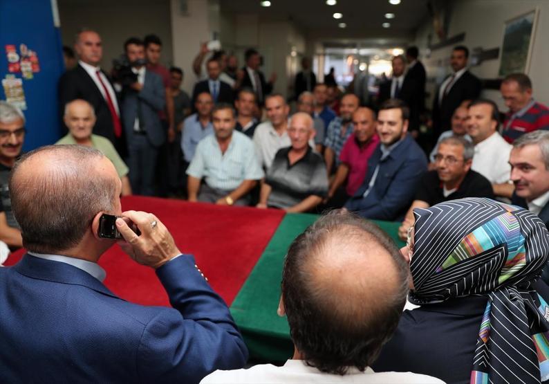 Cumhurbaşkanı Erdoğandan Kasımpaşa ziyareti