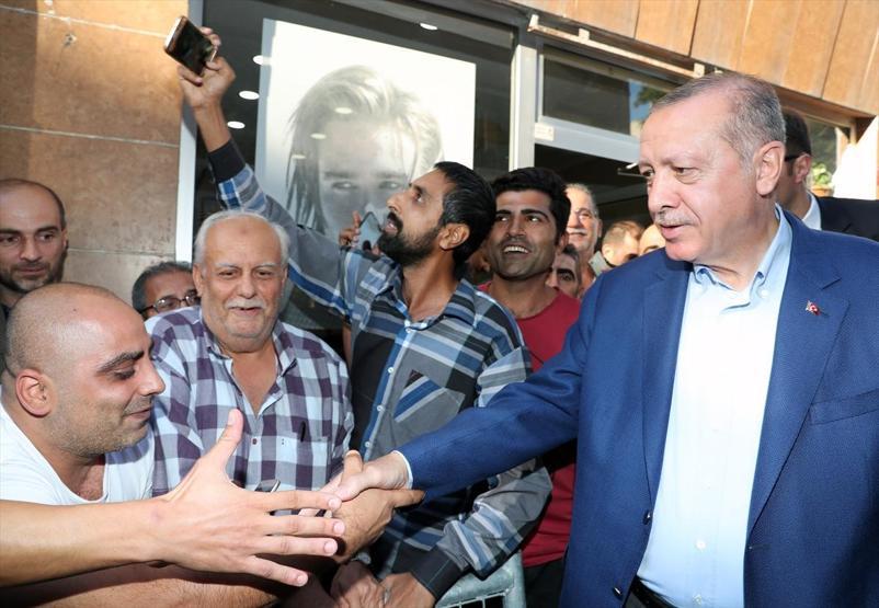 Cumhurbaşkanı Erdoğandan Kasımpaşa ziyareti