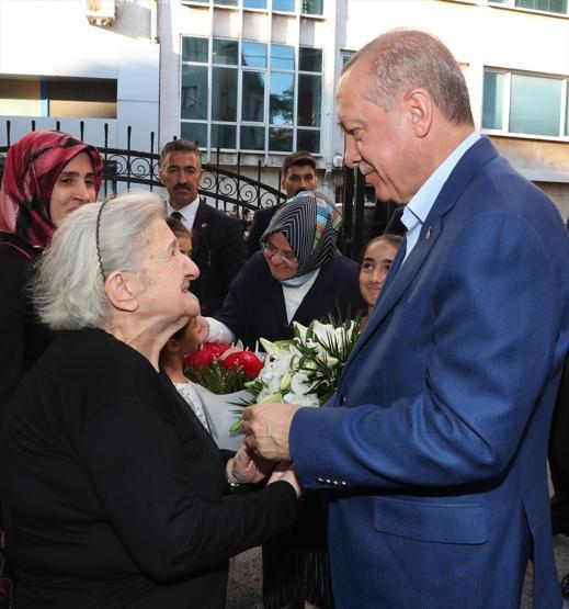 Cumhurbaşkanı Erdoğandan Kasımpaşa ziyareti
