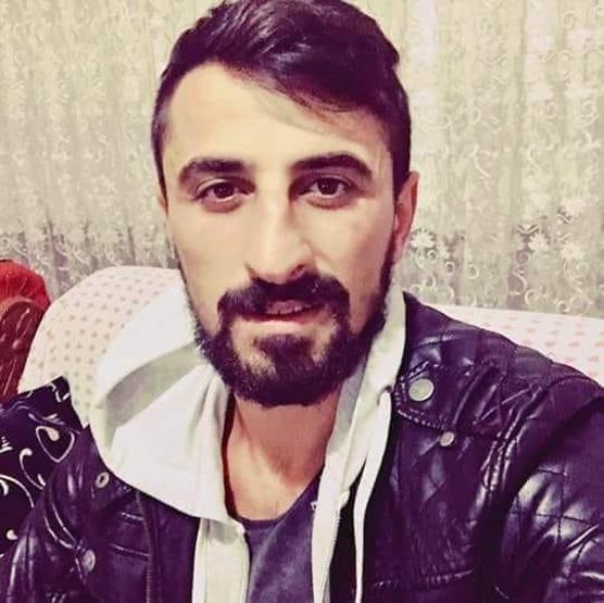 Cinayeti protesto etmek için yolu kestiler