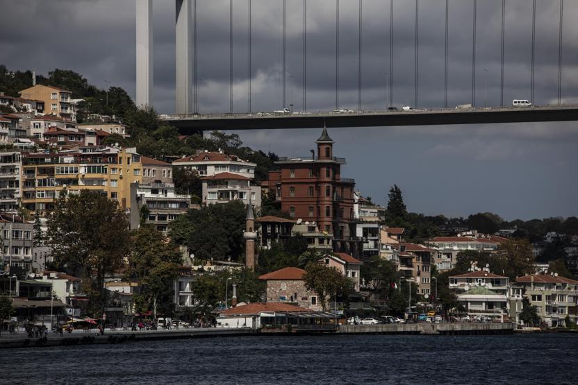 İstanbul Boğazında satılık 60 yalı