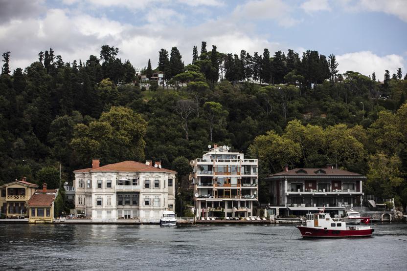 İstanbul Boğazında satılık 60 yalı