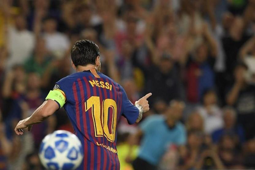 Messi hakemin elini sıkmayı reddetti
