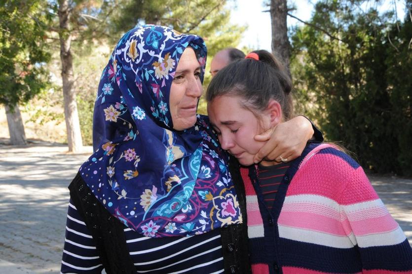 51 yıllık okul kapatıldı, öğrenciler gözyaşlarına boğuldu