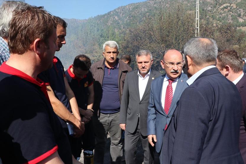 Kastamonuda yangında küle dönen köyde hasar tespiti