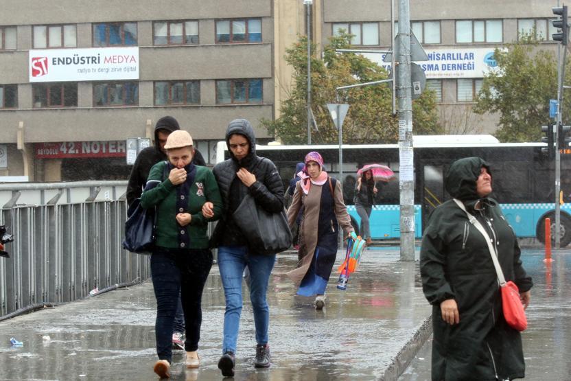 İstanbulda yağmur
