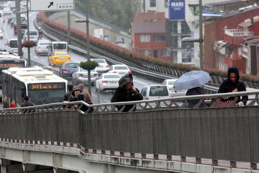 İstanbulda yağmur