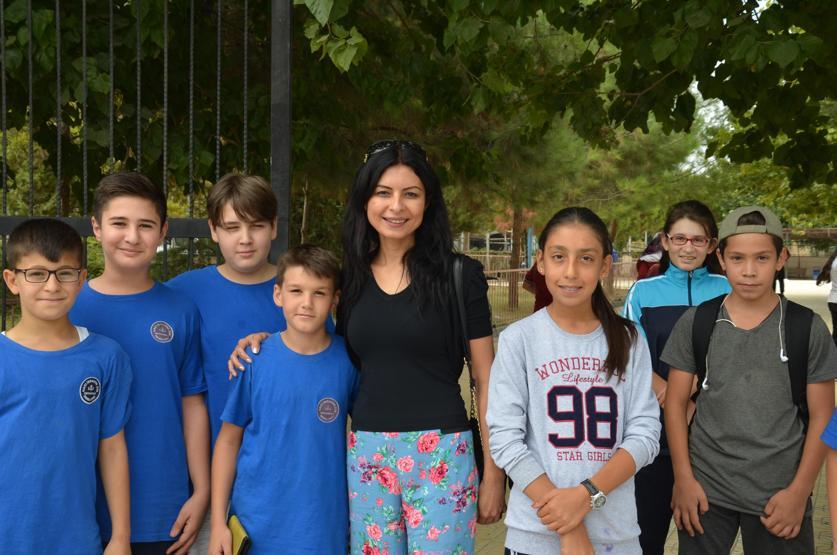 Sürücüler bu yaya geçidini görünce mecburen yavaşlıyor