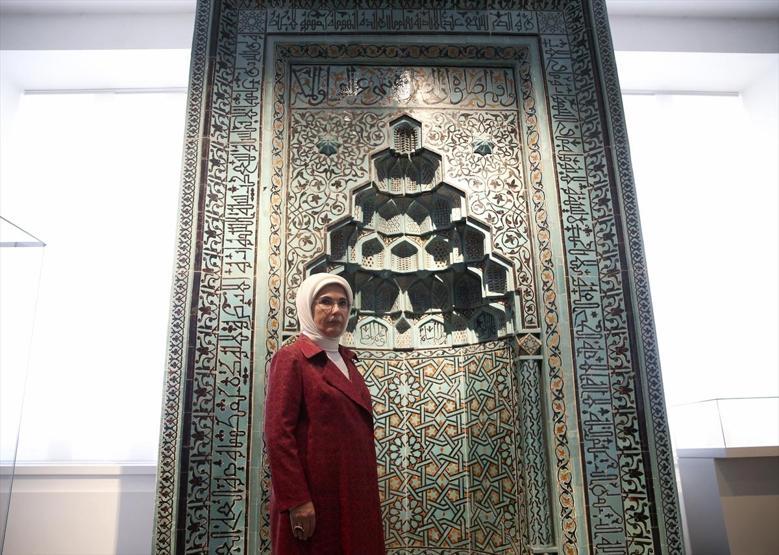 Emine Erdoğan, Berlinde Bergama Müzesini ziyaret etti