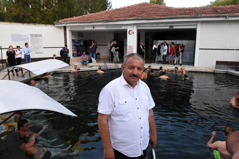 Sivasta turistlerden doktor balıklara yoğun ilgi