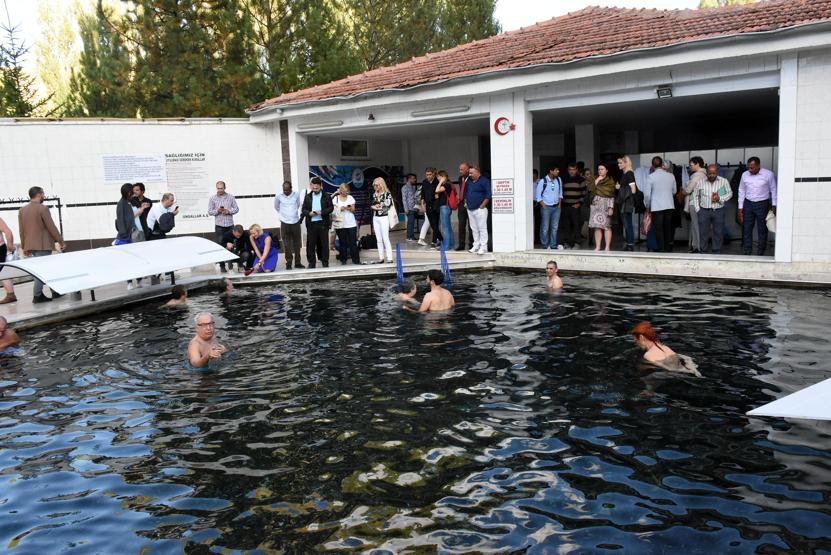 Sivasta turistlerden doktor balıklara yoğun ilgi
