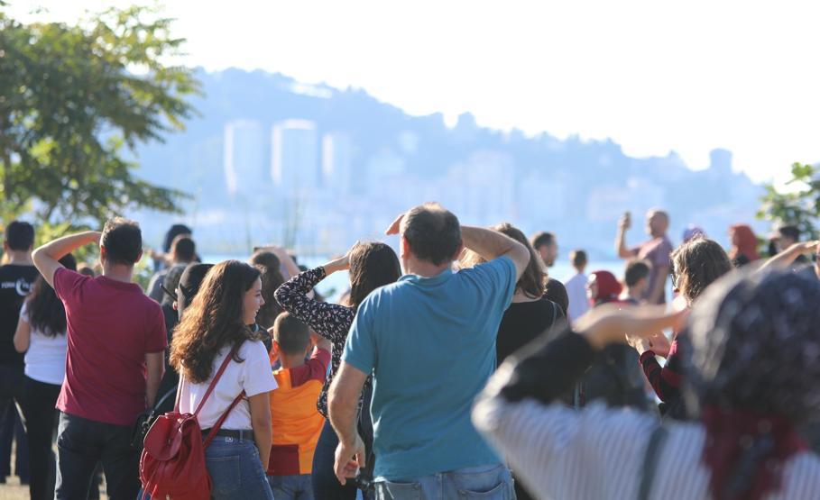 Türk Yıldızlarından Rizede nefes kesen gösteri