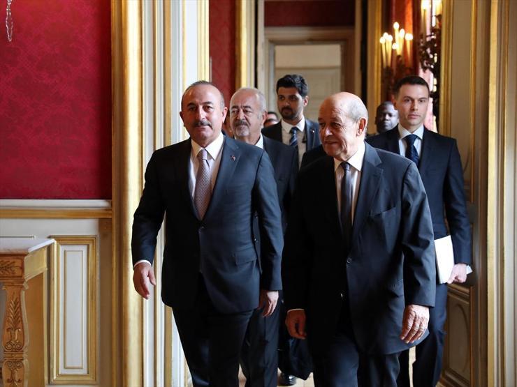 Bakan Çavuşoğlunun Fransa ziyaretinden ilk kareler