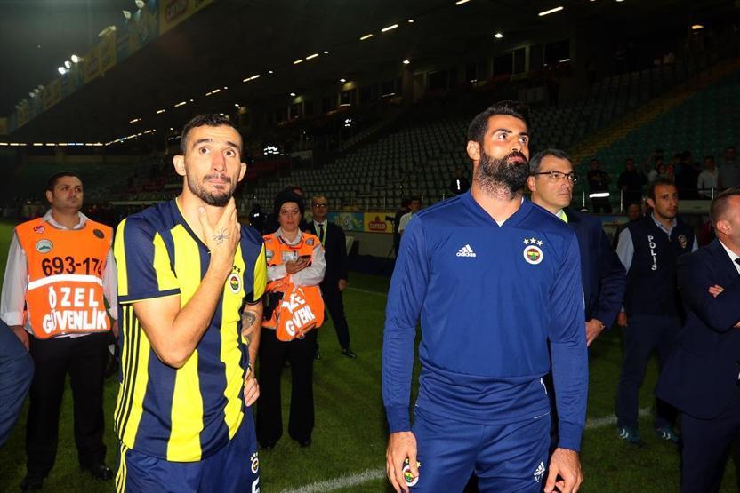 Volkan Demirel ve Mehmet Topal özür diledi