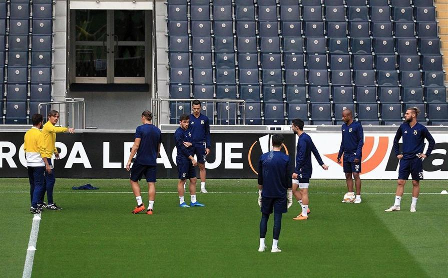 Fenerbahçenin Spartak Trnava maçı 11i yüzde 99 netleşti