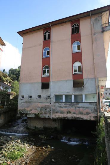 O bina da yıkılacak