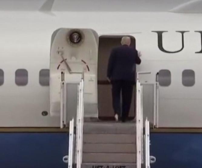 ABD bu görüntüleri konuşuyor: Trump farkına varmadı