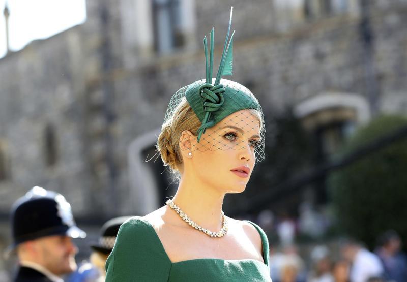 Hadiseye bir darbe de Prenses Diana’nın yeğeninden