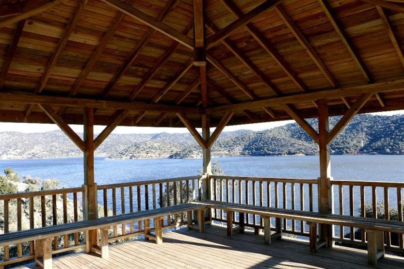 Bafa Gölü yapılan yatırımlarla cazibe merkezi oldu