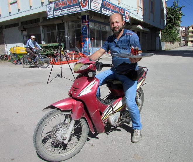 Motorize çaycı
