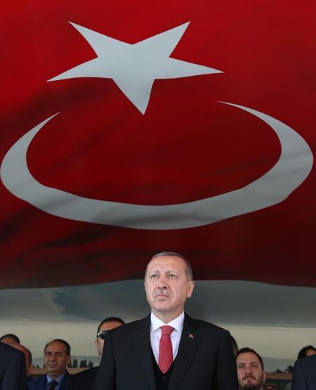 Cumhurbaşkanı Erdoğan komando bröve takma töreninde