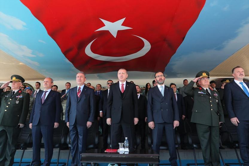 Cumhurbaşkanı Erdoğan komando bröve takma töreninde