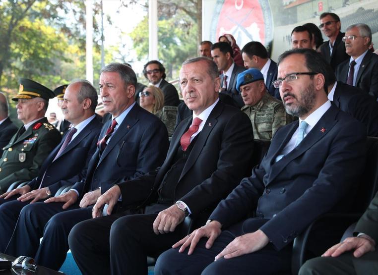 Cumhurbaşkanı Erdoğan komando bröve takma töreninde